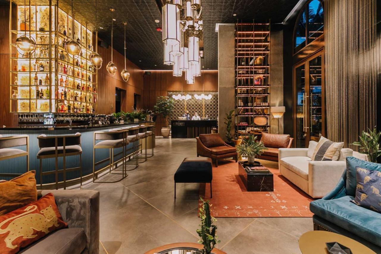 Hotel Marquee Medellin Luaran gambar The bar at the 1018